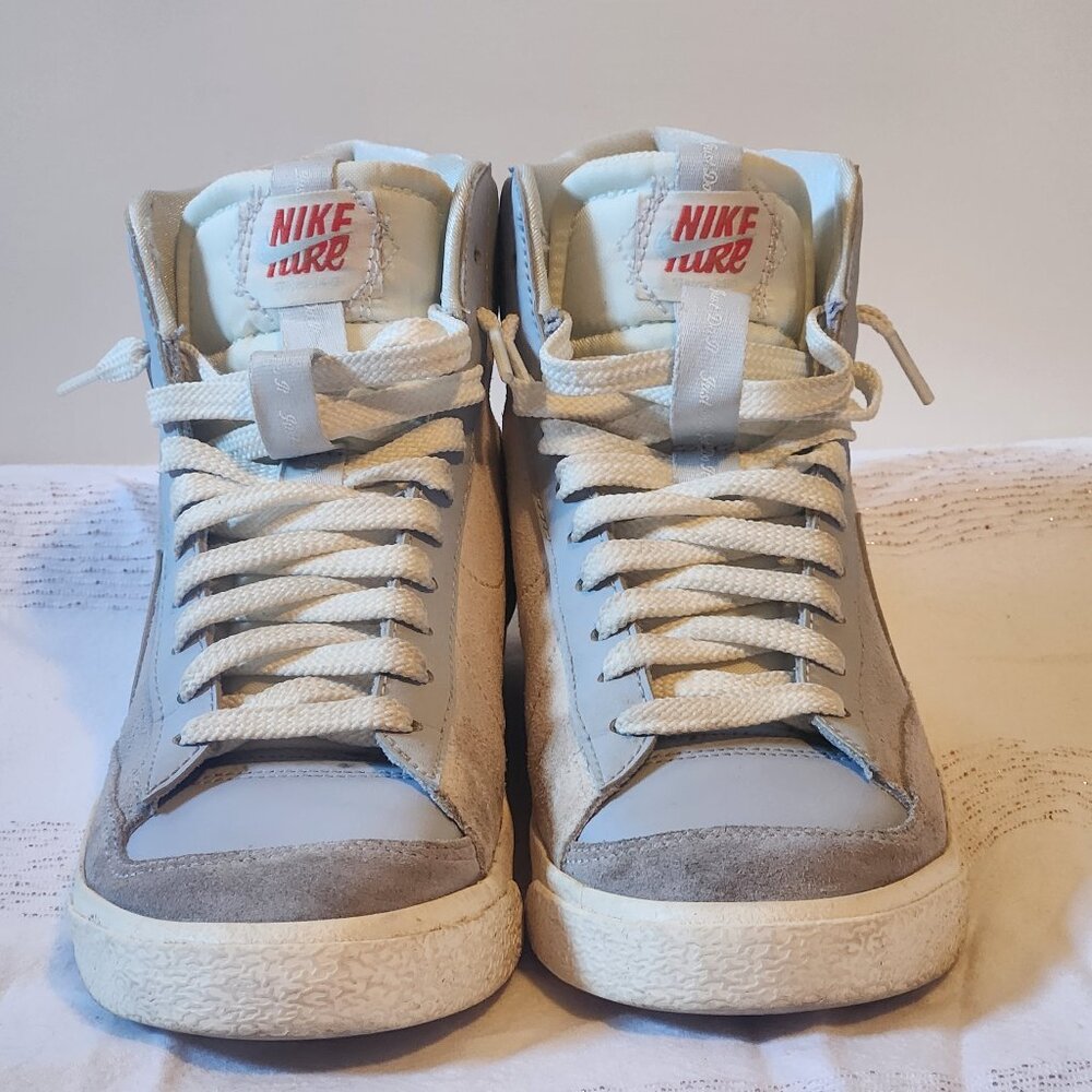 Nike Blazer Mid '77 SE D Kids Shoe, 6Y Blue Whisper DQ6084-401 Hi-Top Sneaker